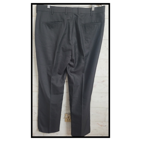 Peter England Elite Men's Trouser - Picture 3 of 8